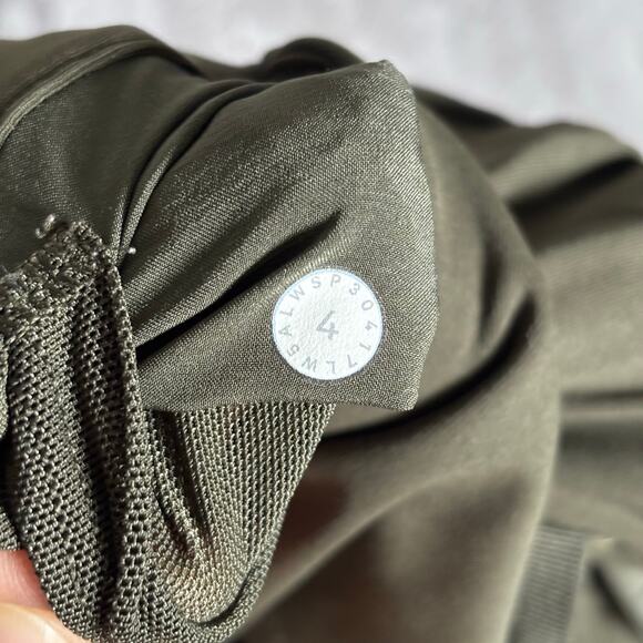 Lululemon Stretch High-Rise 7/8 Jogger Pants Dark Olive Luxtreme Size 4 - Picture 5 of 5